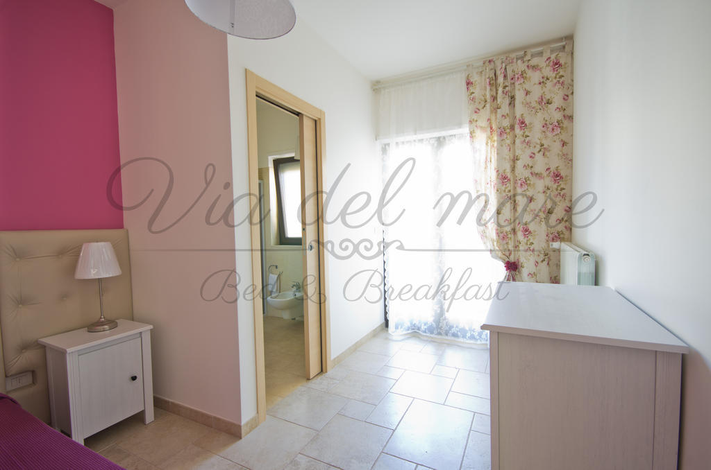 Viadelmare Rooms Monopoli Ruang foto