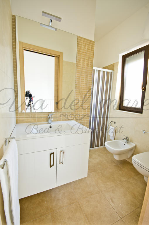 Viadelmare Rooms Monopoli Ruang foto
