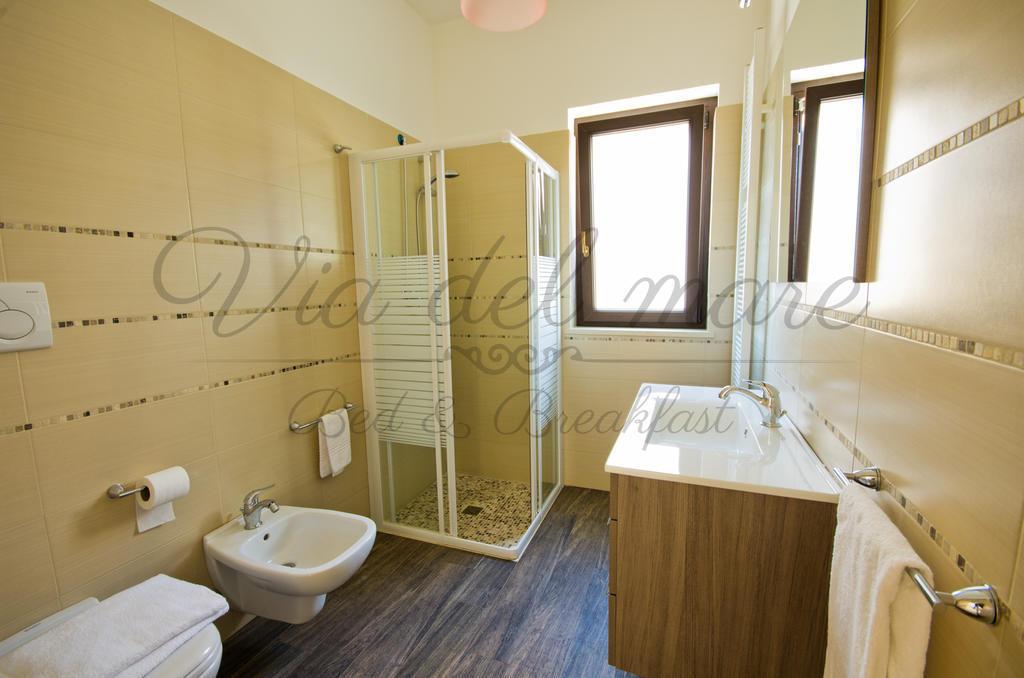 Viadelmare Rooms Monopoli Ruang foto